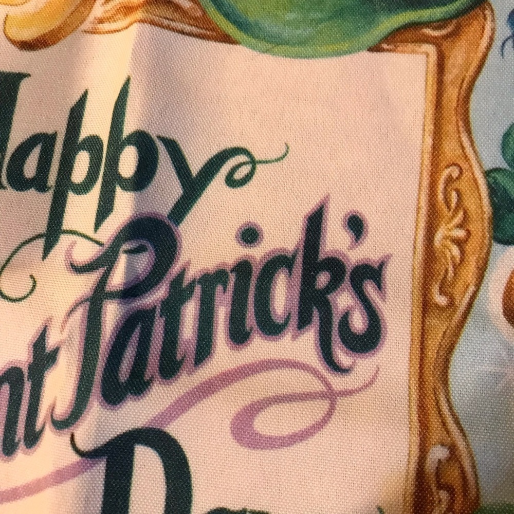 🍀St Patrick’s Mini Flag - Picture 2 of 5